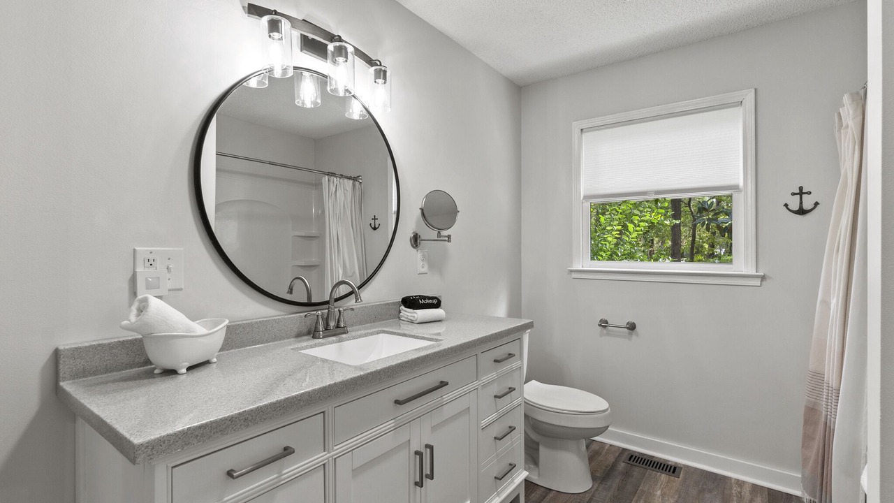 Photo of Bathroom in Lake Norman of Catawba
