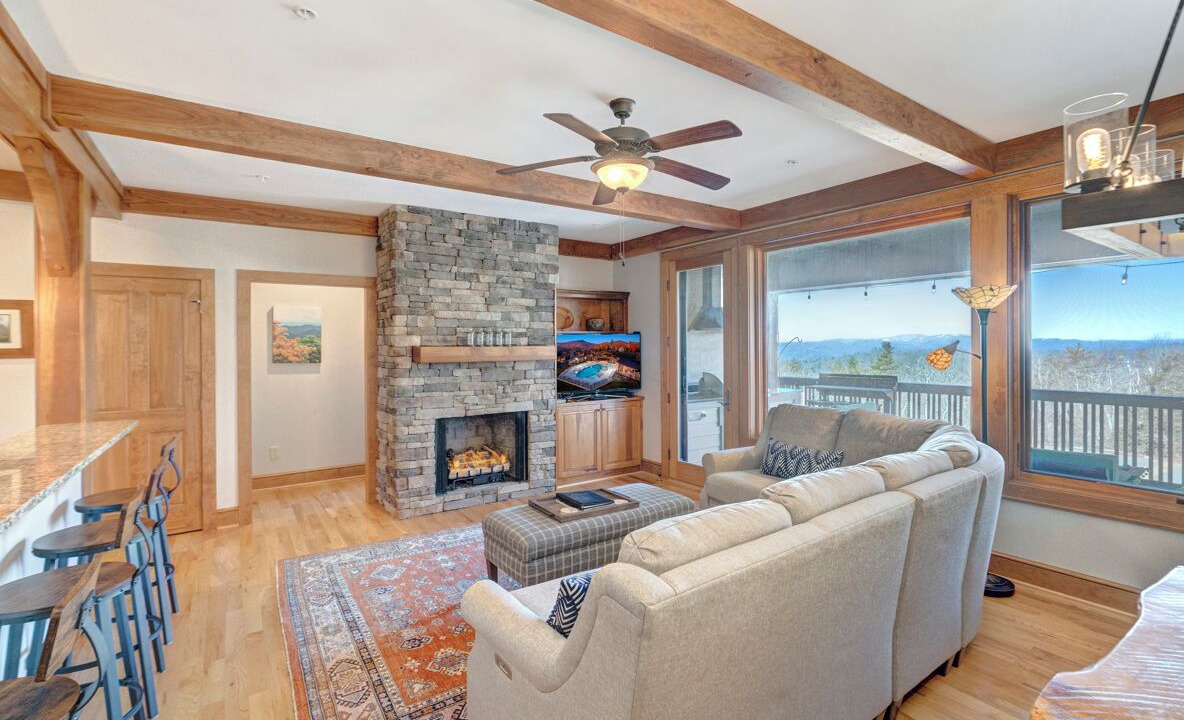 Photo of Livingroom in Boone
