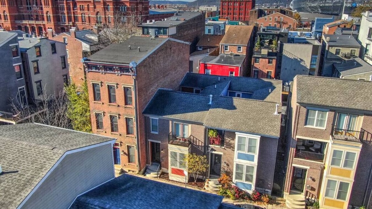 Photo of Others in Over-the-Rhine