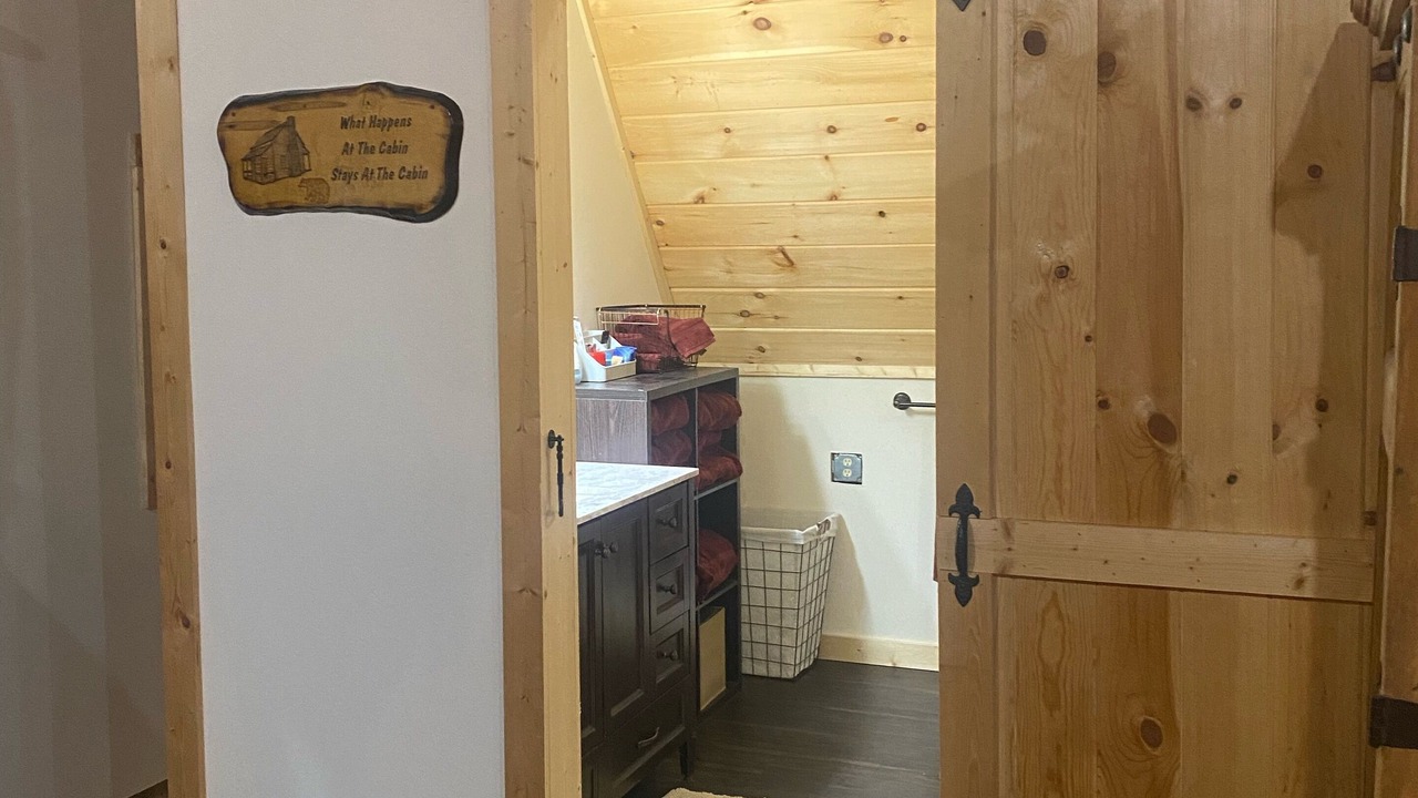 Photo of Others in Unaka