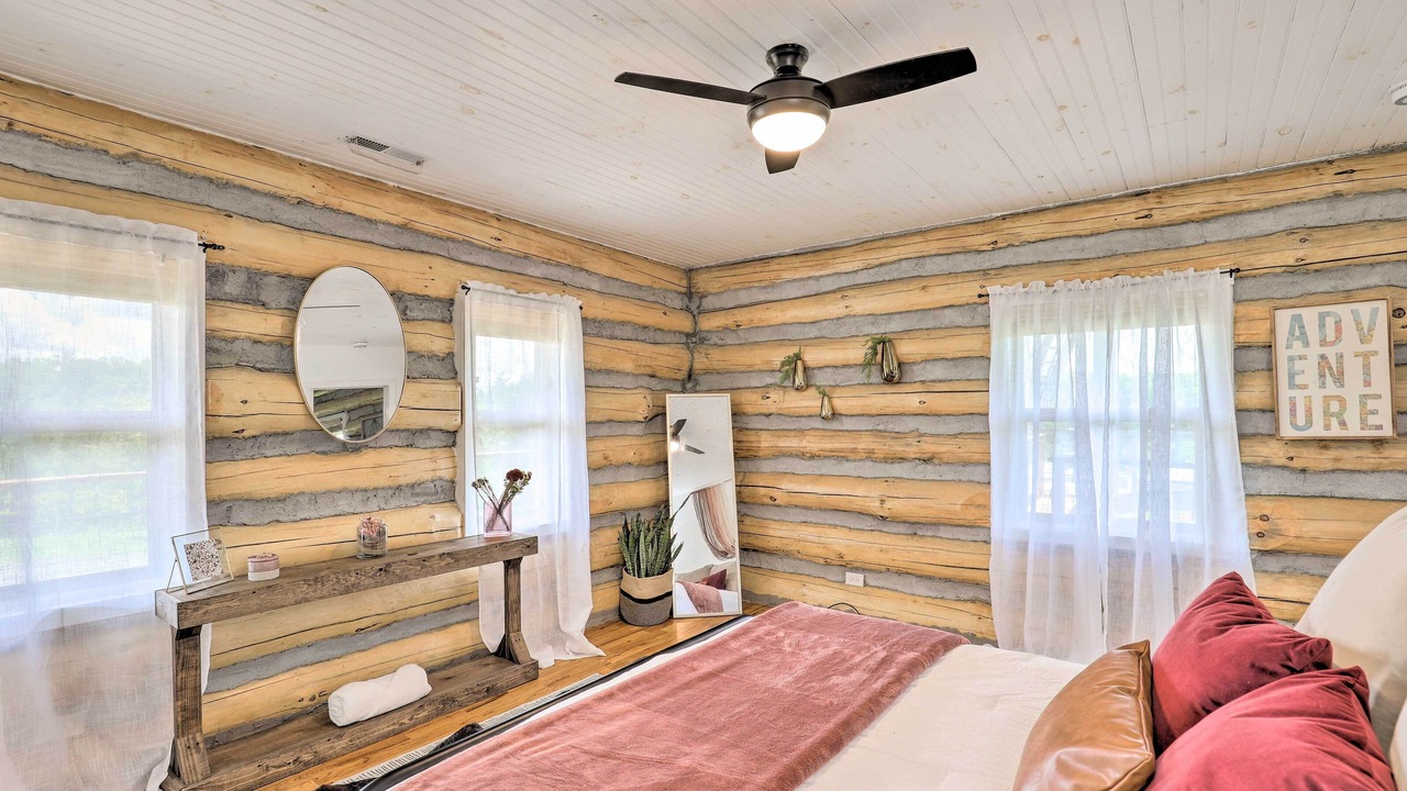 Photo of Bedroom in Marshall