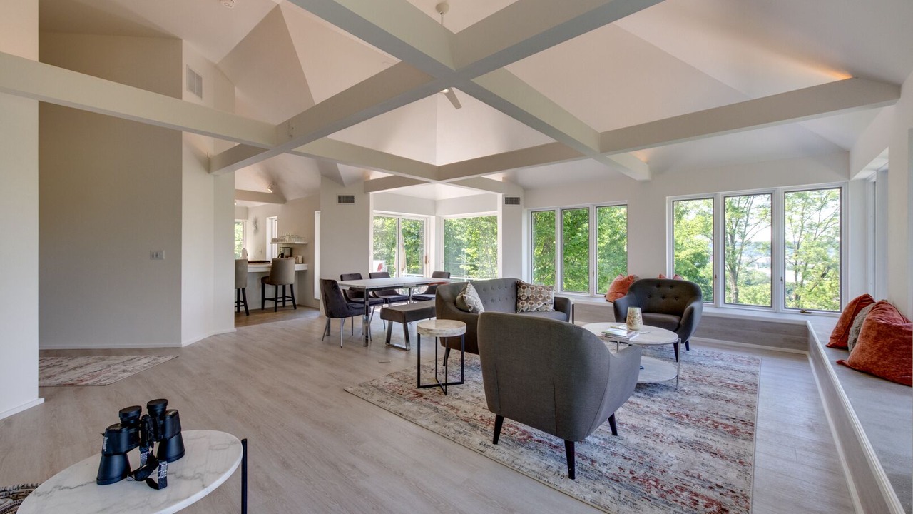 Photo of Livingroom in Covington