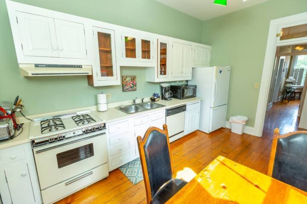 Photo of Kitchen in Glendale