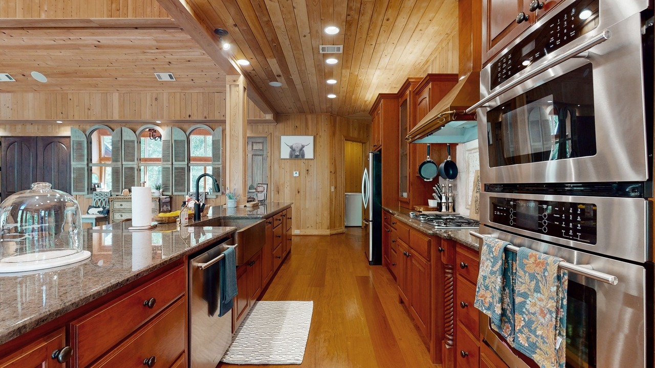 Photo of Kitchen in Dahlonega