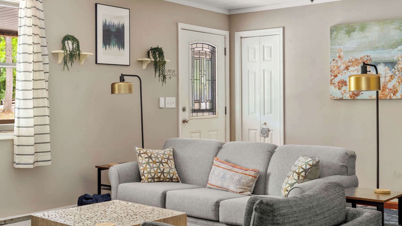 Photo of Bedroom in Berkeley Springs