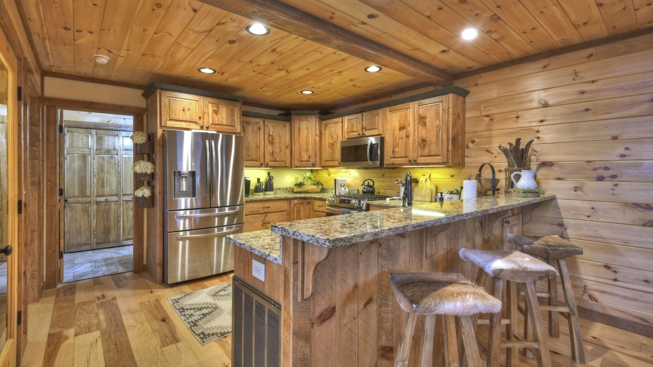 Photo of Kitchen in Cherry Log