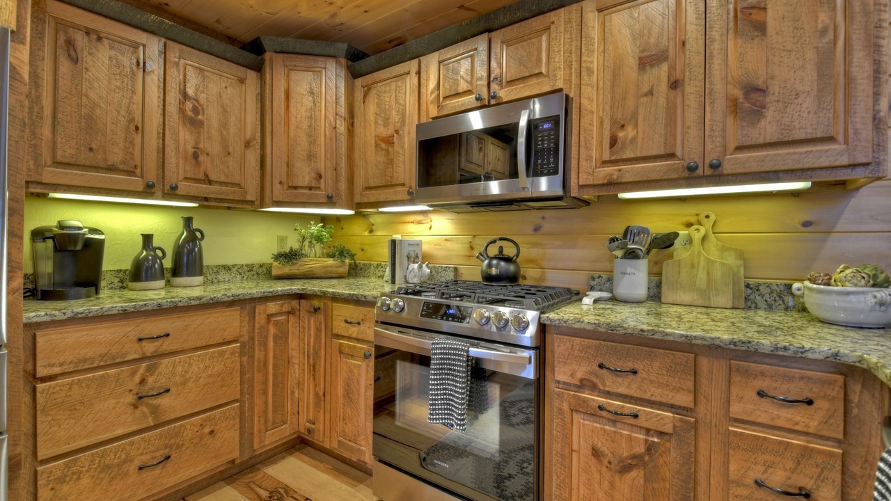 Photo of Kitchen in Cherry Log