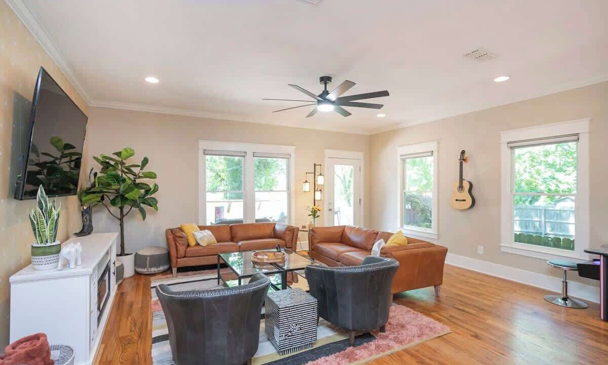 Photo of Livingroom in Inglewood