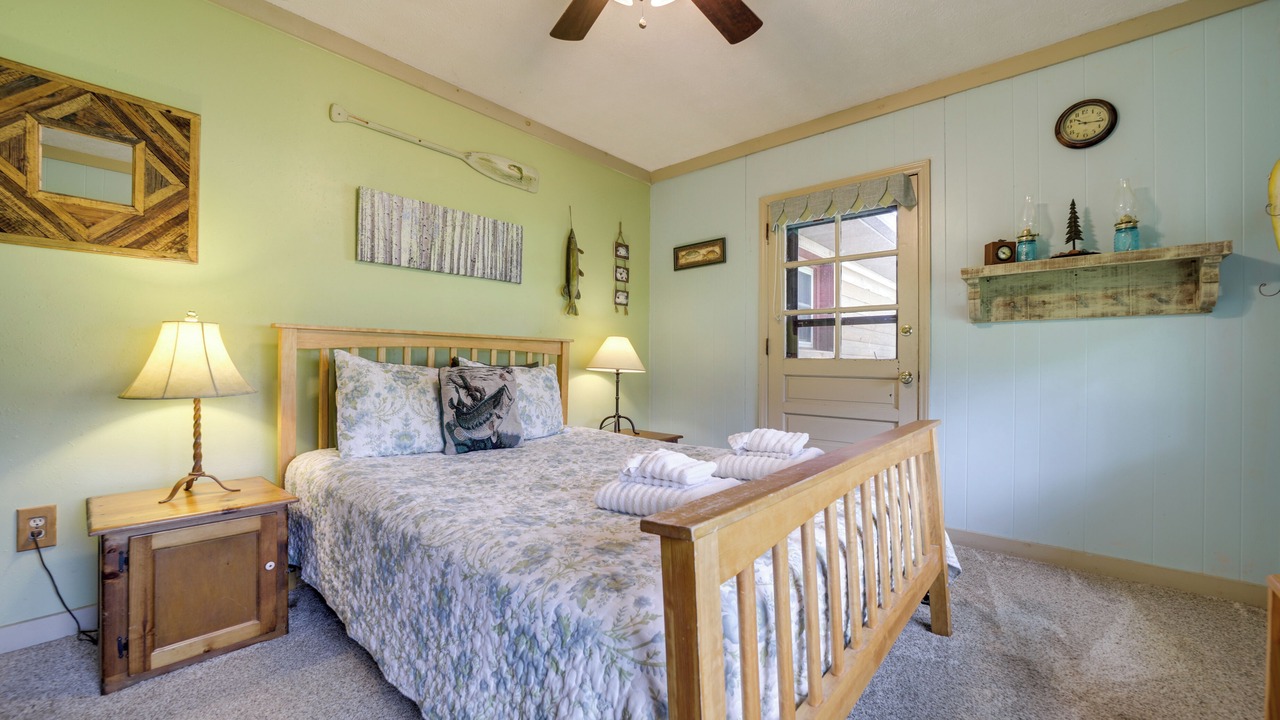 Photo of Livingroom in Maggie Valley