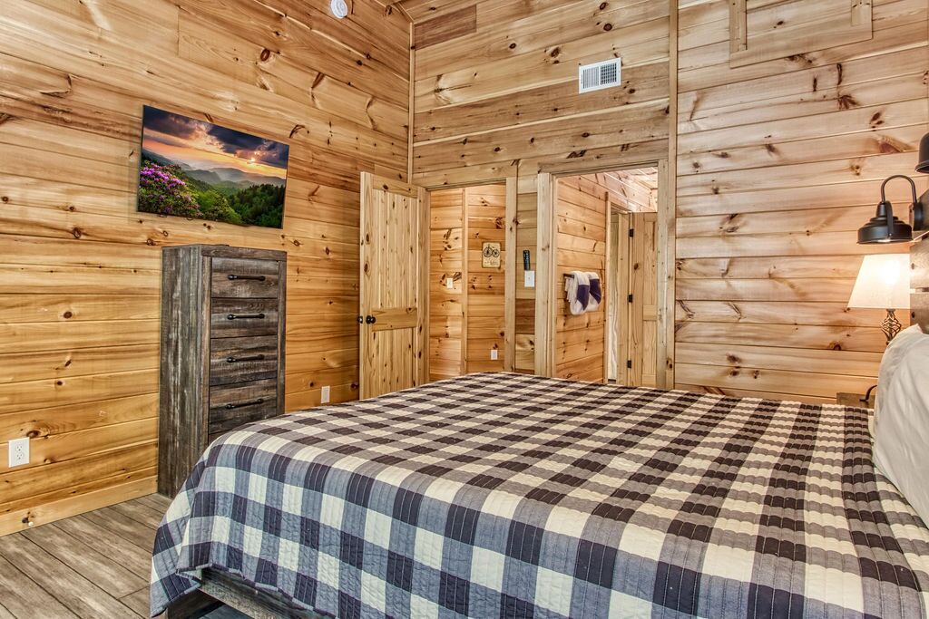 Photo of Bedroom in Chalet Village North
