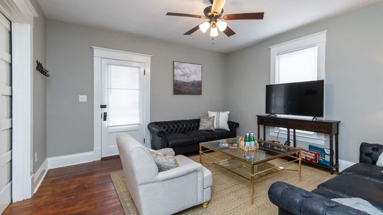 Photo of Livingroom in Richmond
