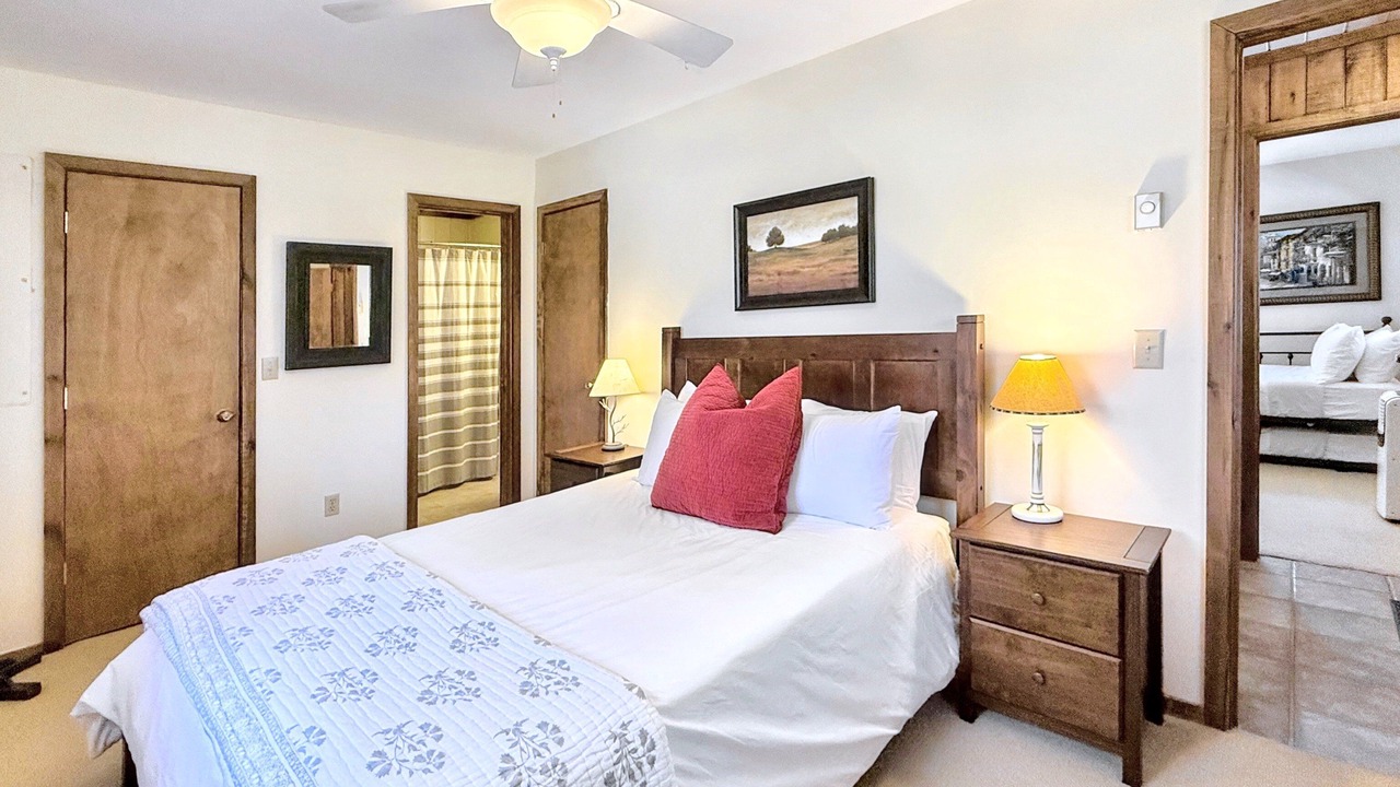 Photo of Bedroom in Scaly Mountain