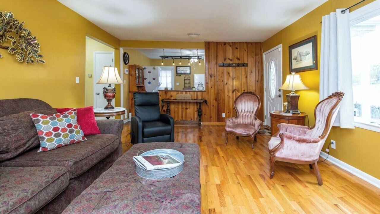 Photo of Livingroom in Georgetown