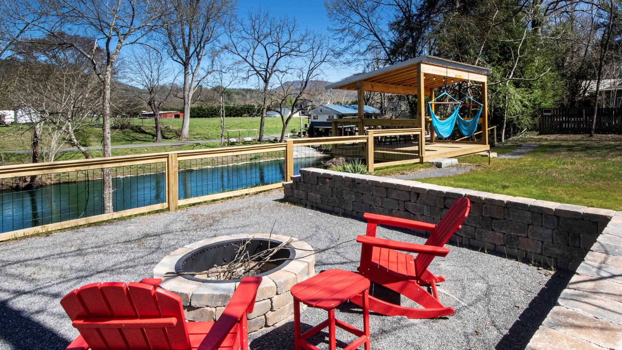 Photo of Outdoor in Townsend