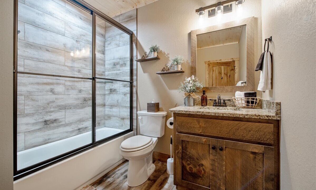 Photo of Bathroom in Ellijay
