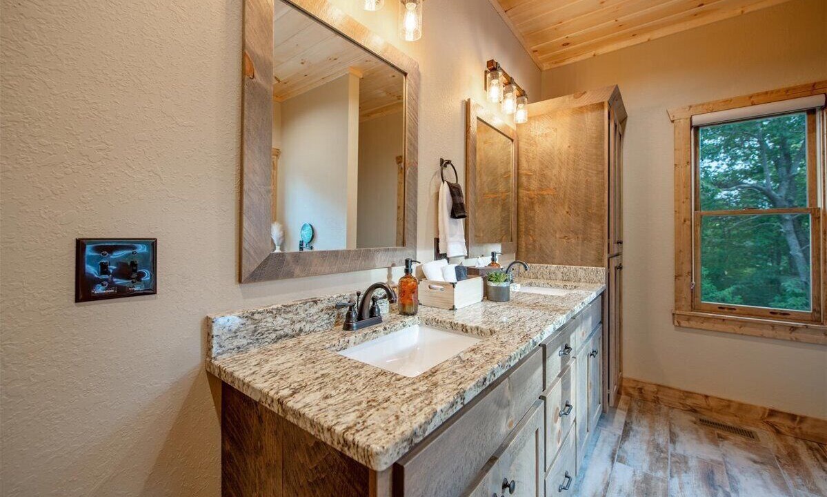 Photo of Bathroom in Ellijay