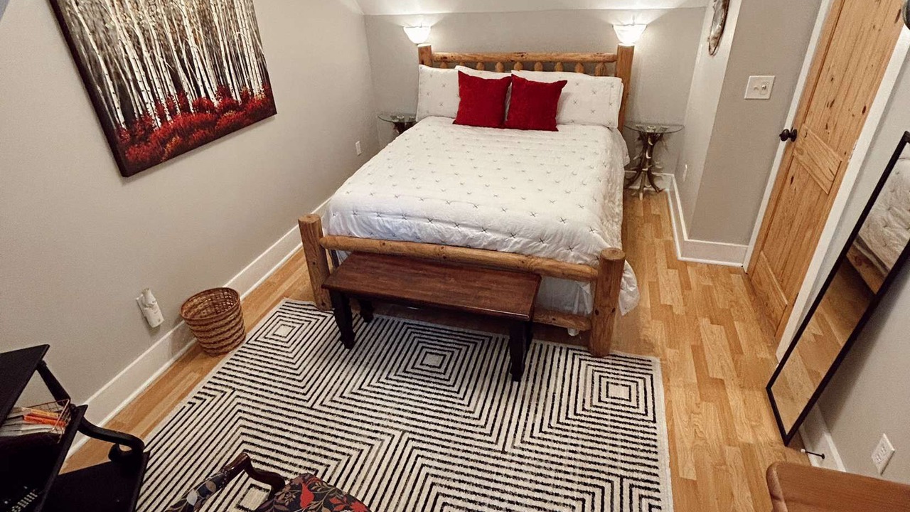 Photo of Bedroom in Helen
