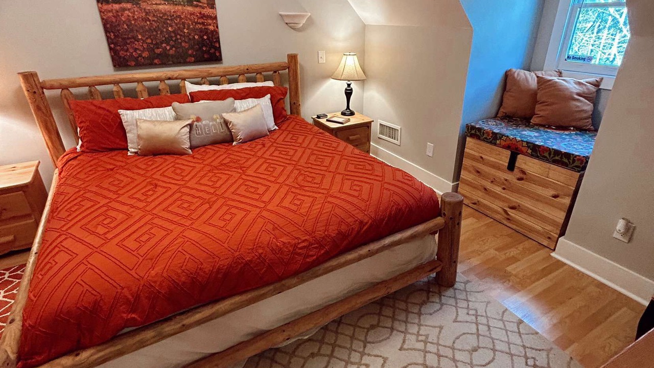 Photo of Bedroom in Helen