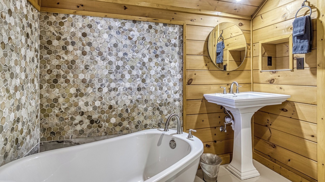 Photo of Bathroom in Chalet Village North