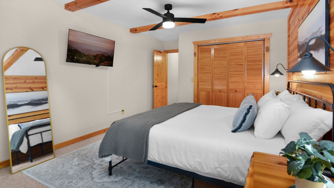 Photo of Bedroom in Ellijay