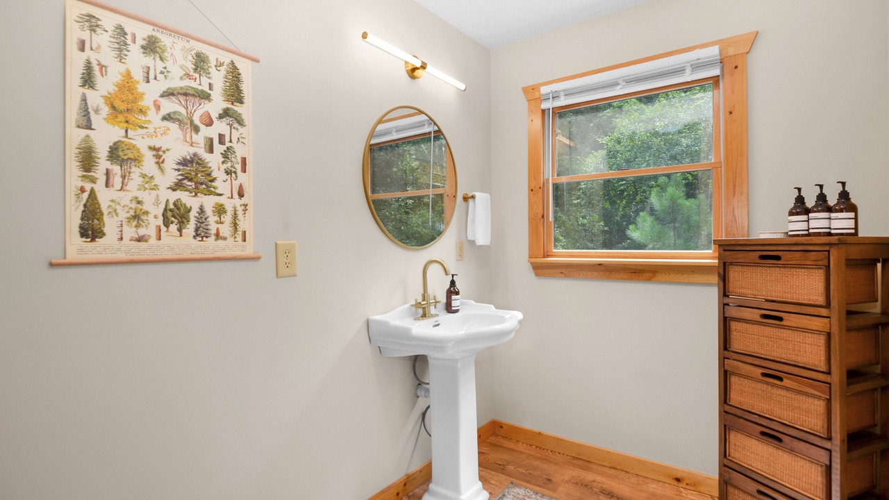 Photo of Bathroom in Ellijay