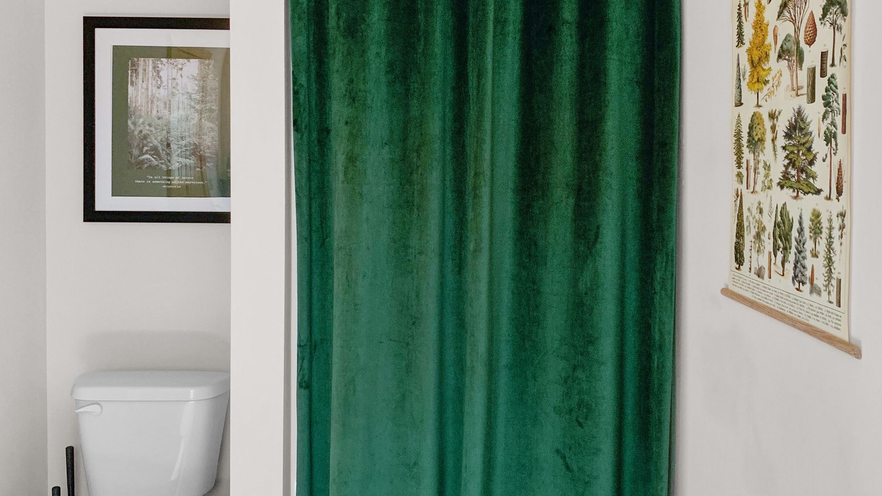 Photo of Bathroom in Ellijay