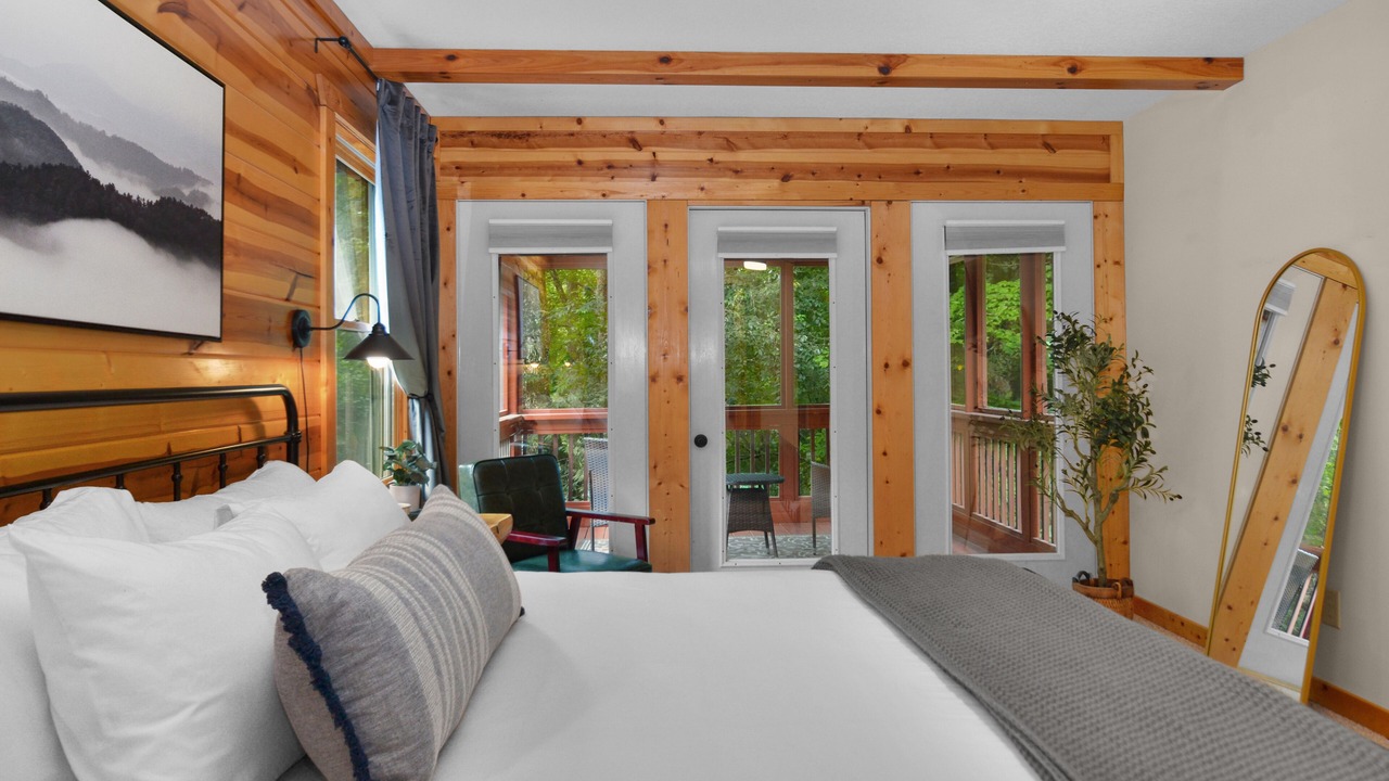 Photo of Bedroom in Ellijay