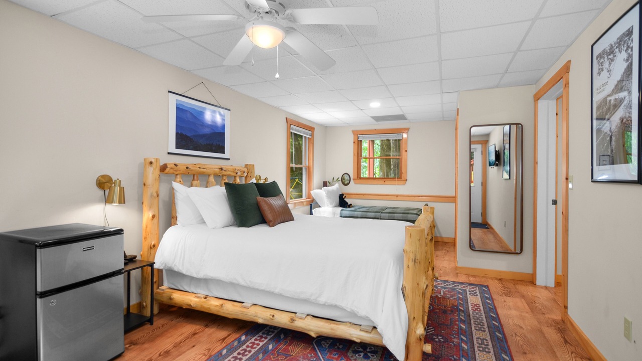 Photo of Bedroom in Ellijay