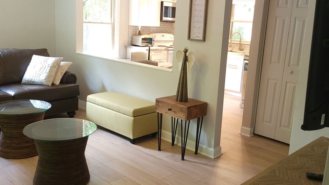 Photo of Livingroom in West Ashley