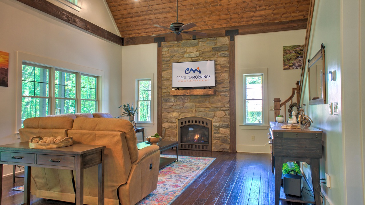 Photo of Livingroom in Skyland