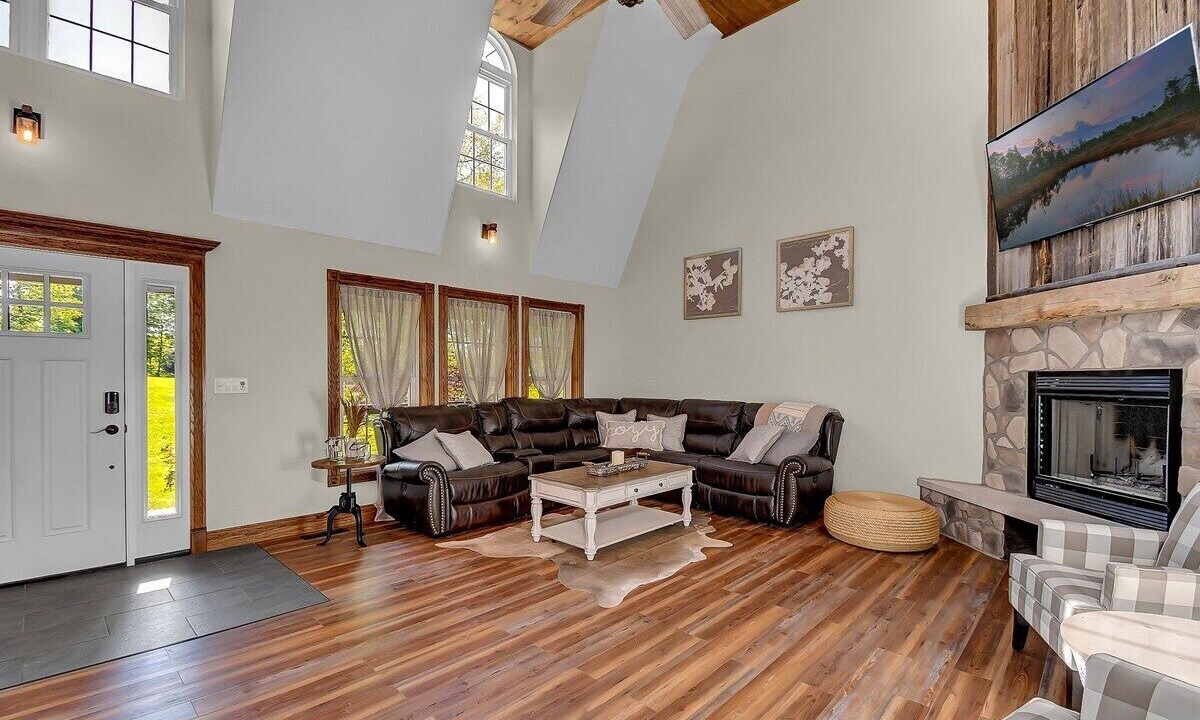Photo of Livingroom in Lancaster