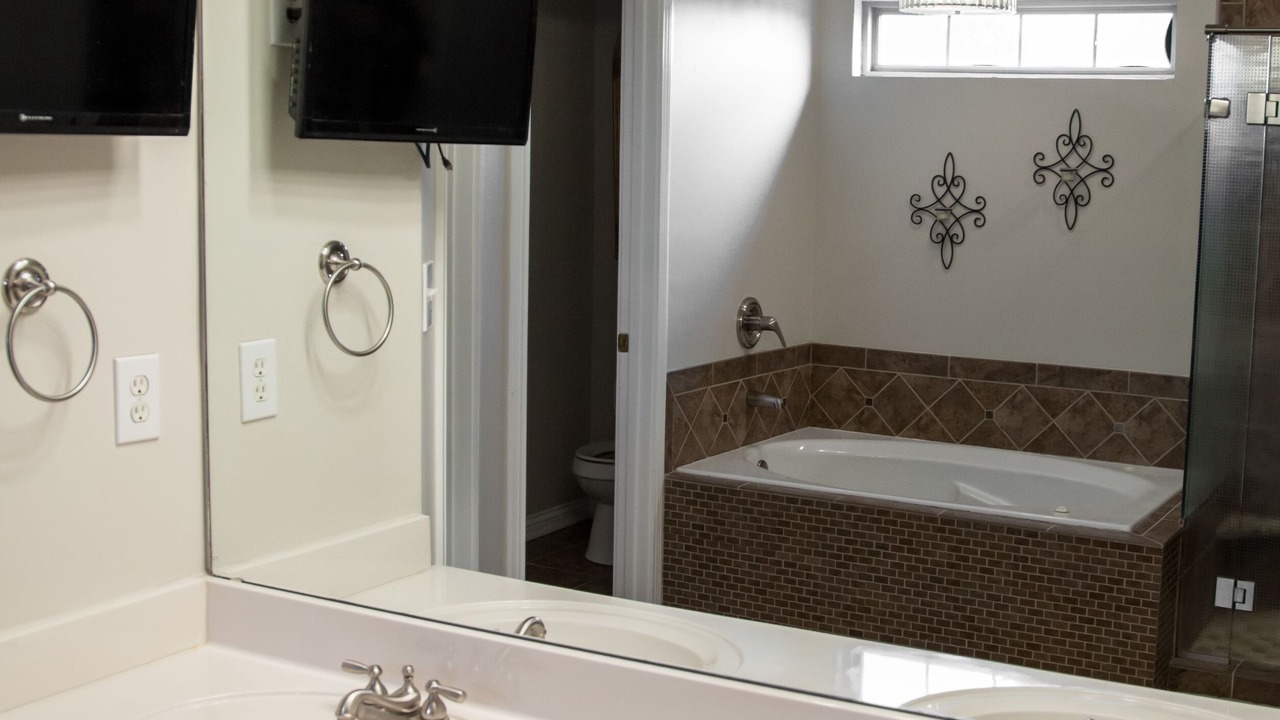 Photo of Bathroom in Liberty Area