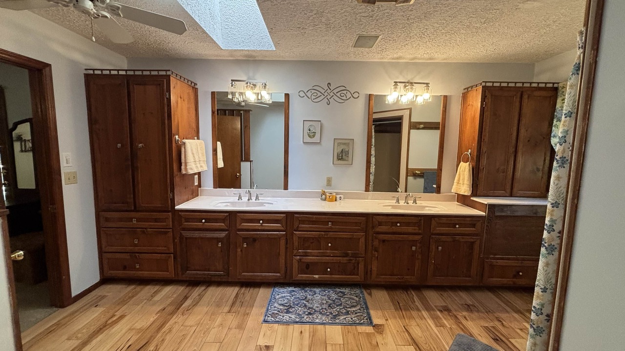 Photo of Bathroom in Hico