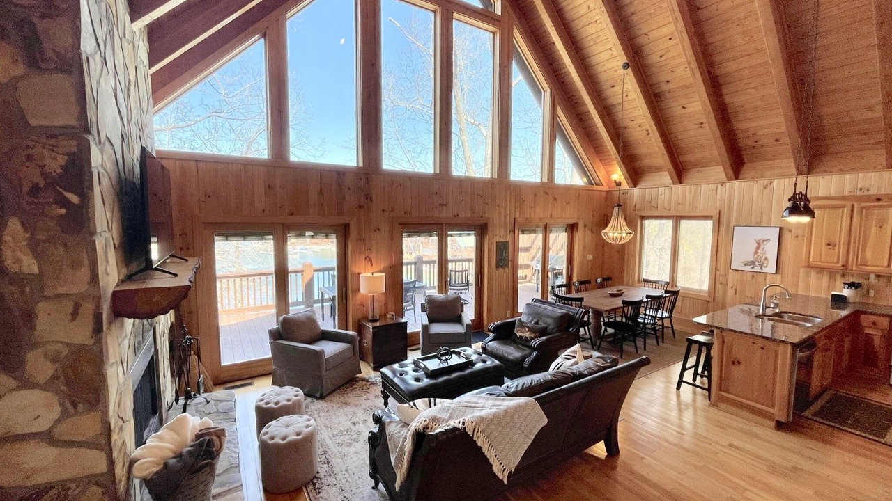 Photo of Livingroom in Six Mile