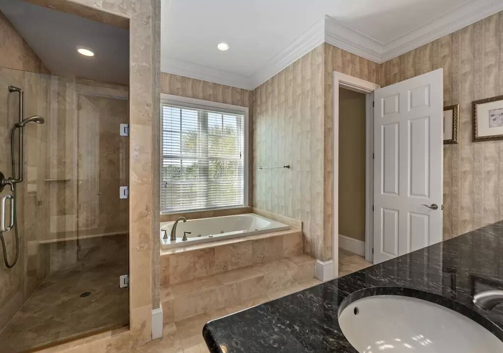 Photo of Bathroom in Palmetto Dunes
