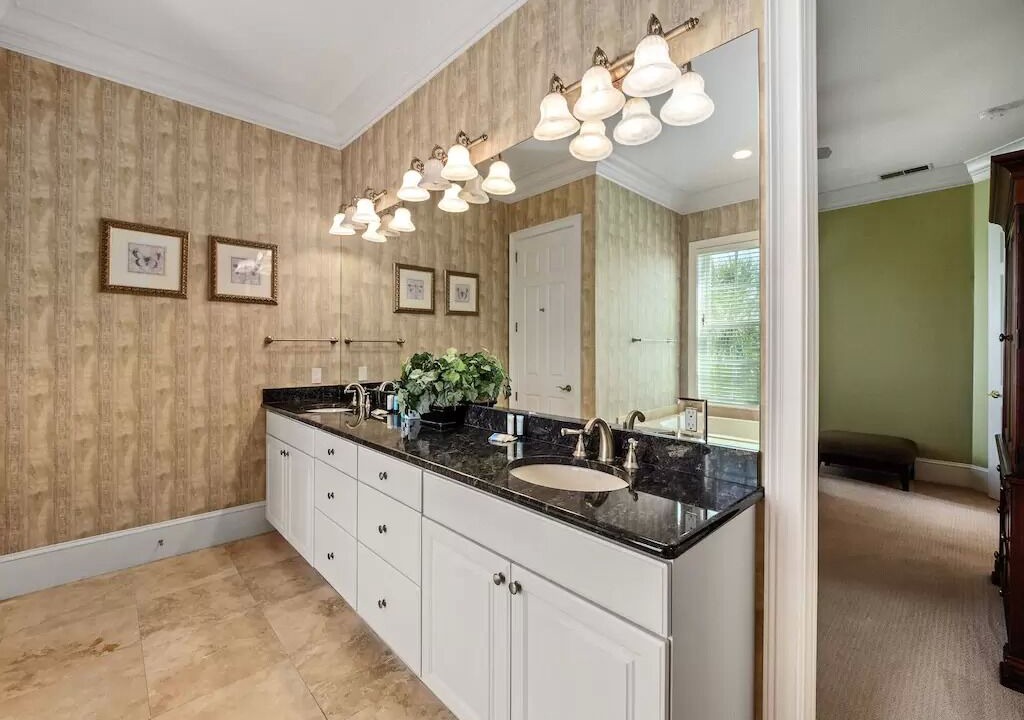 Photo of Bathroom in Palmetto Dunes