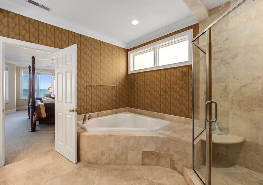 Photo of Bathroom in Palmetto Dunes