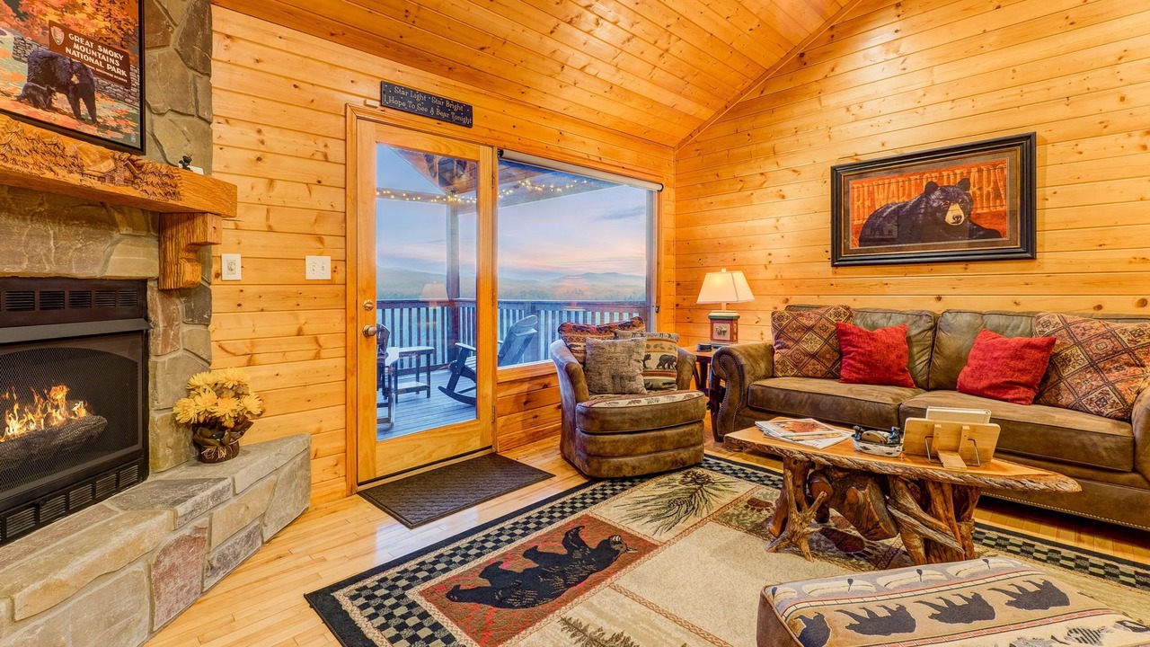 Photo of Livingroom in Pittman Center