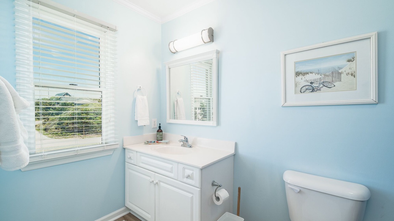 Photo of Bathroom in Emerald Isle