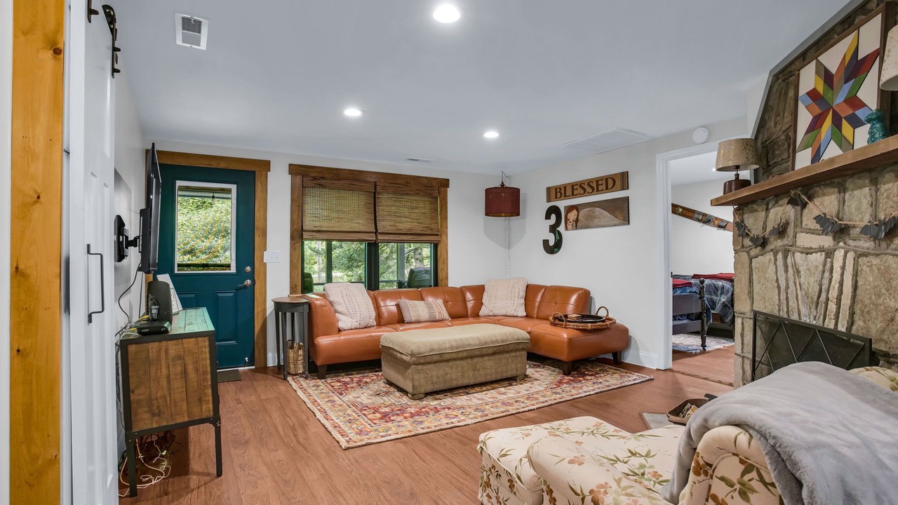 Photo of Bedroom in Skyland