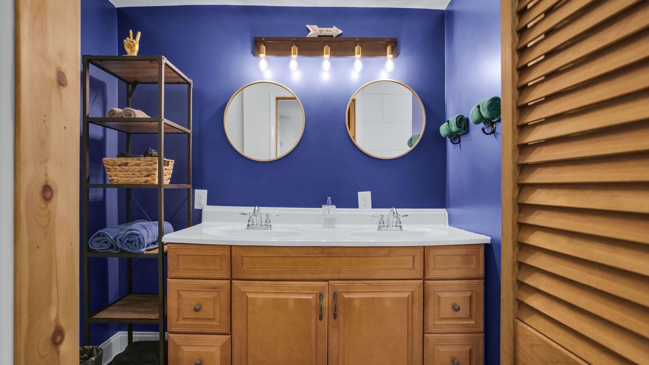Photo of Bathroom in Skyland