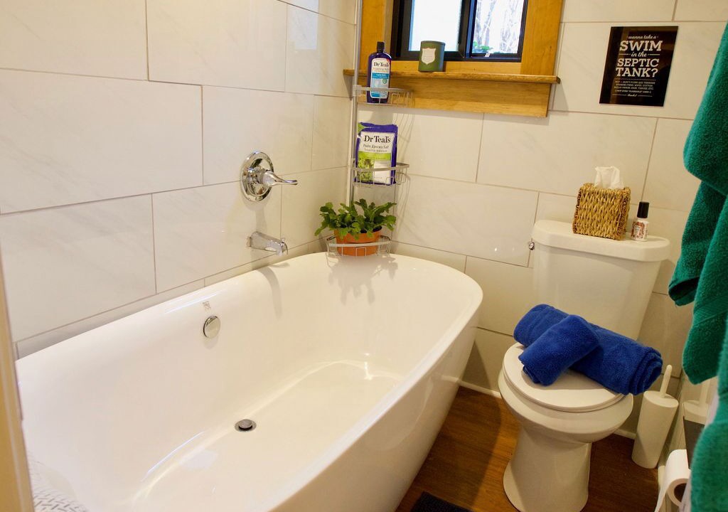 Photo of Bathroom in Skyland