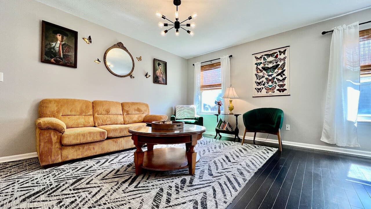 Photo of Livingroom in Monroe