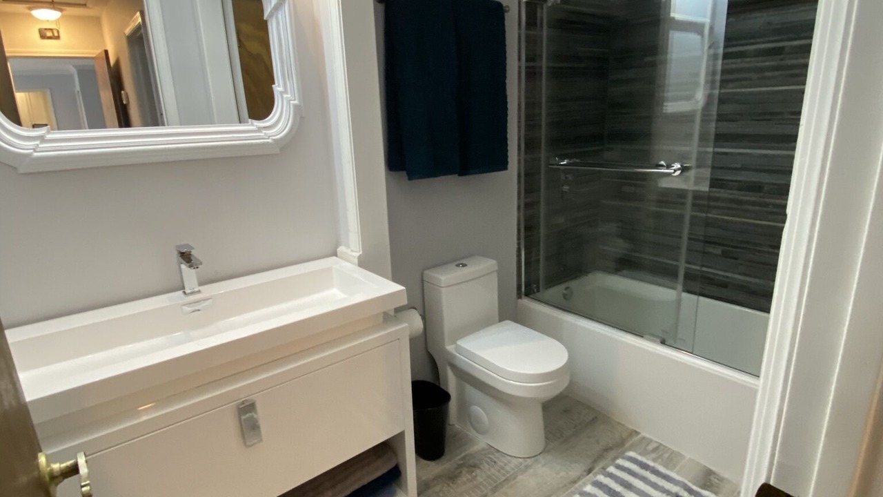Photo of Bathroom in Martin
