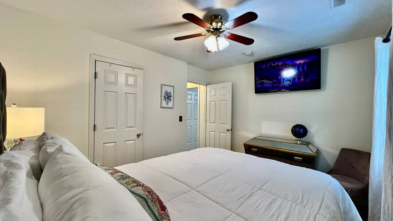 Photo of Bedroom in Monroe