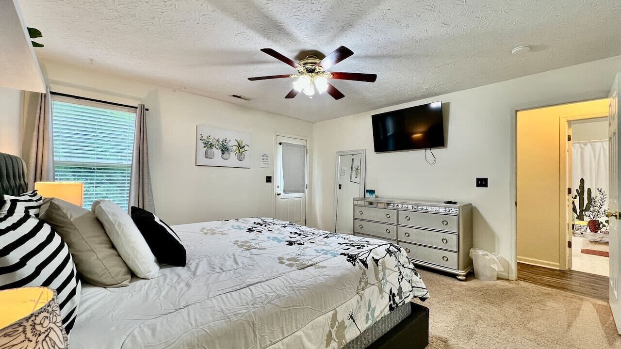Photo of Bedroom in Monroe