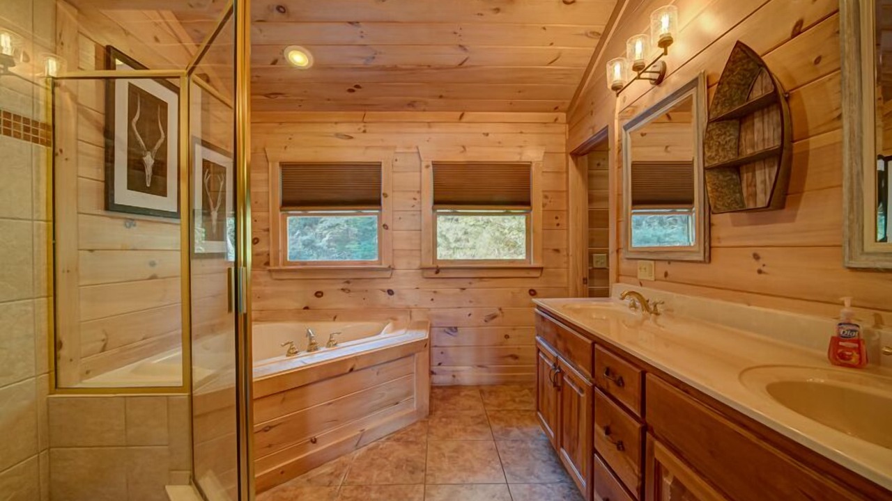 Photo of Bathroom in Necowa Cove