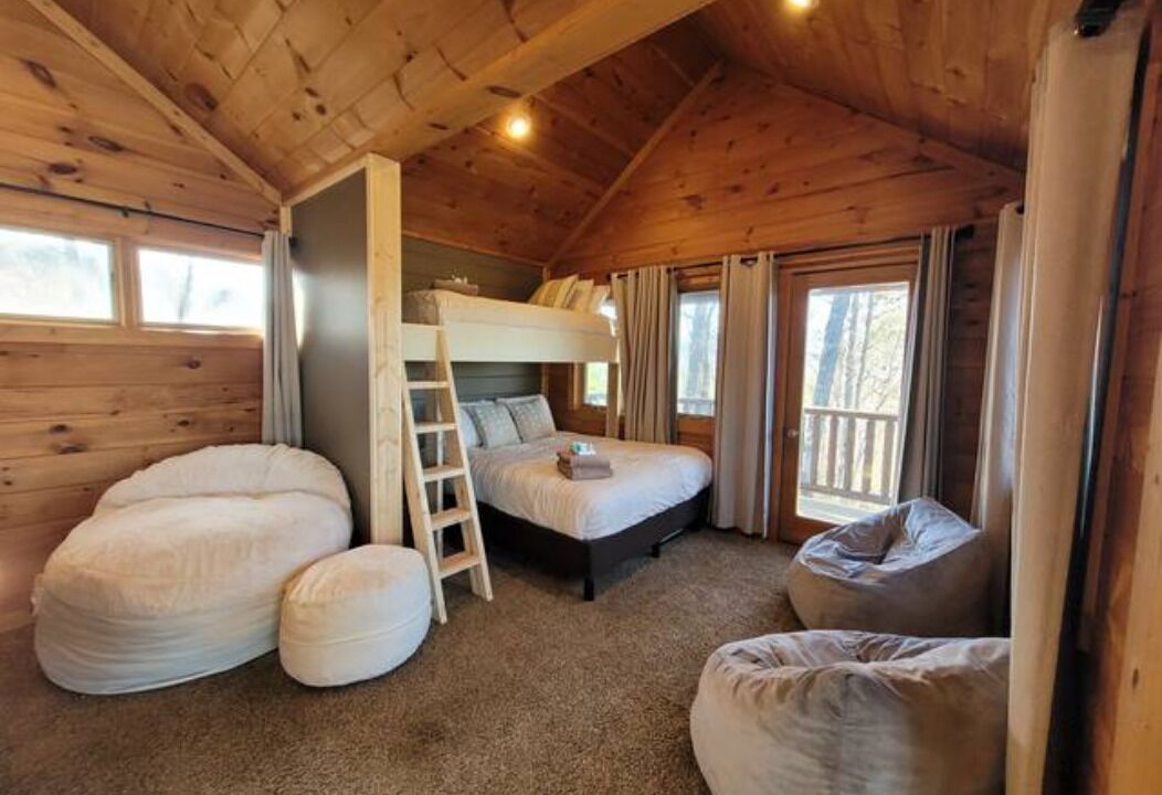 Photo of Bedroom in Bryson City