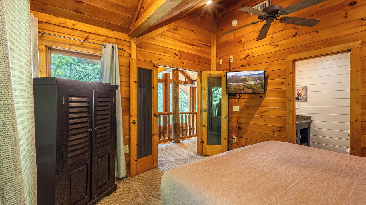 Photo of Bedroom in Bryson City