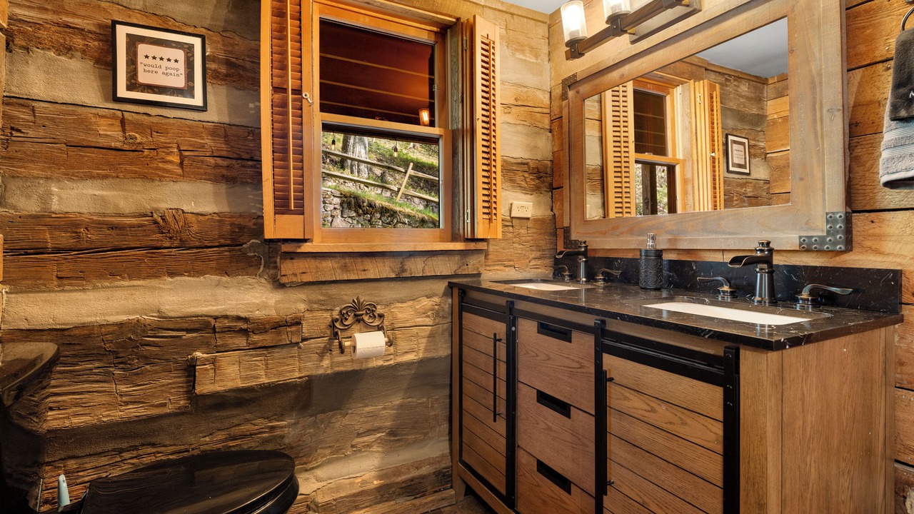Photo of Bathroom in Wolf Laurel